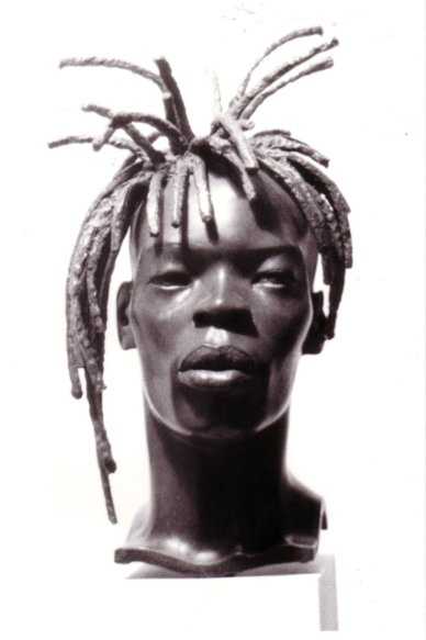 Fowokan George Kelly’s sculpture Natty Roots, Natty Bongo 2012, bronze © the artist